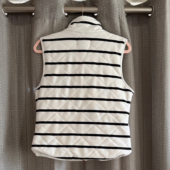 Women's Striped Quilted Vest - Black and White - Picture 3 of 5